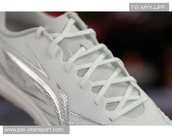 推荐几款性价比高的国产足球鞋适合各类球员使用